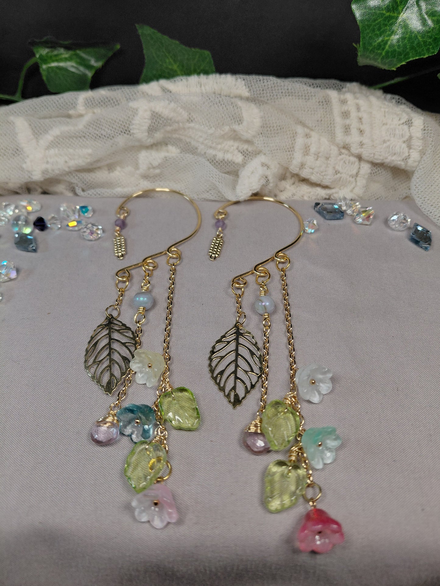 Sovereign Lilly Earcuffs